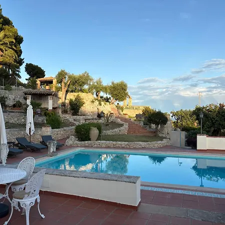 Casa Sirokos