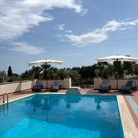 Casa Sirokos