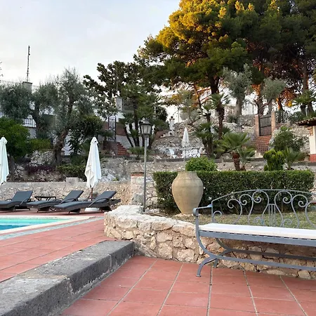 Casa Sirokos Belvedere (Sicily)