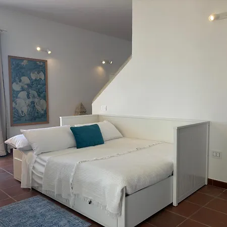 Casa Sirokos Belvedere (Sicily)