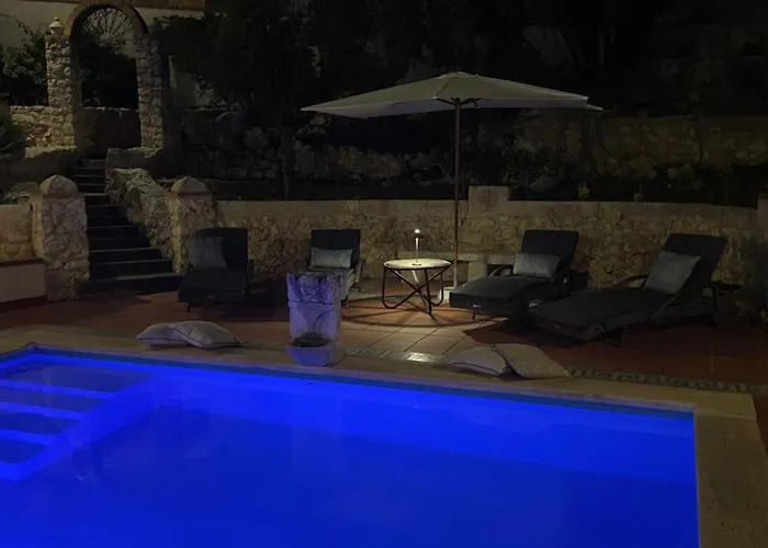 Casa Sirokos Holiday home